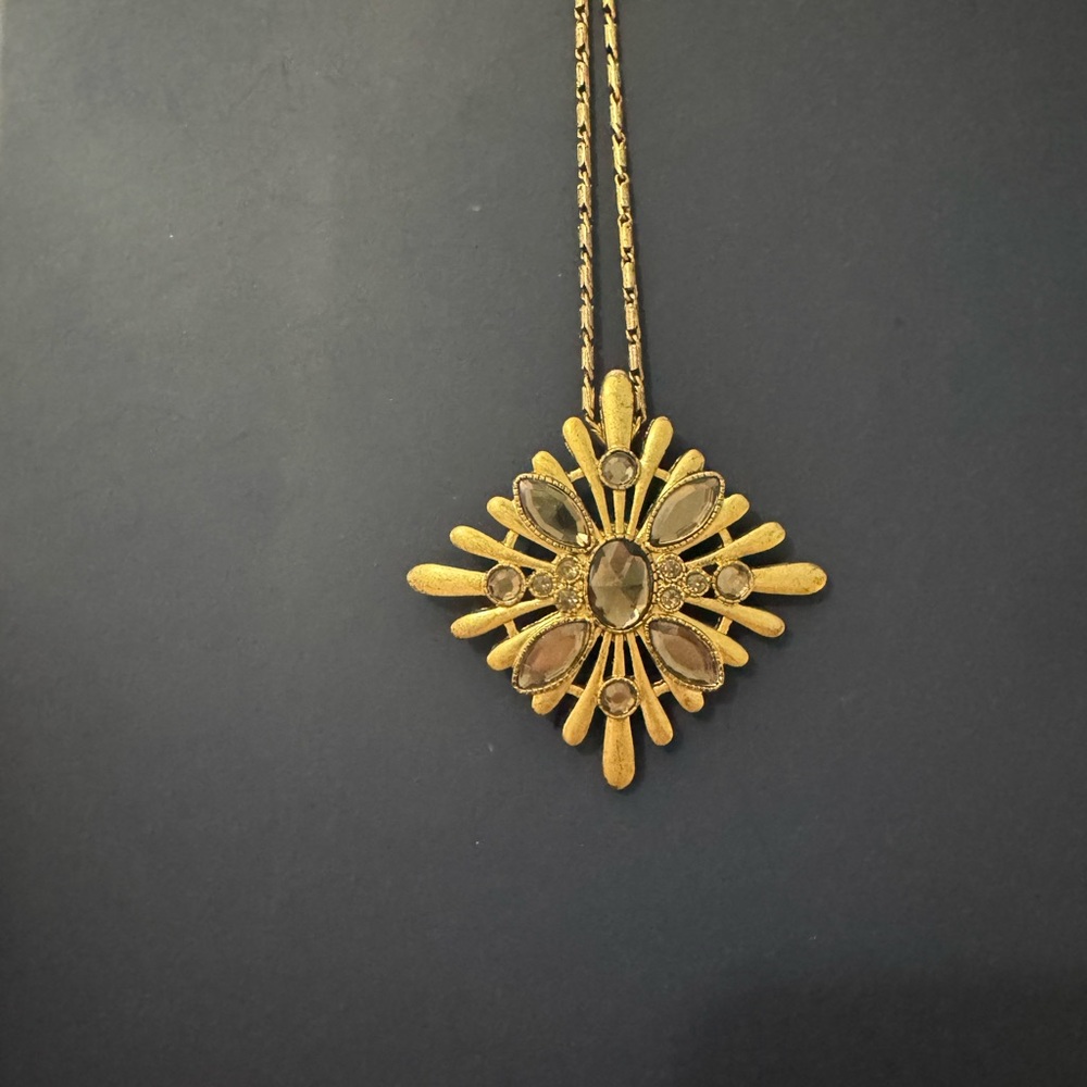 Lia Sophia Gold Starburst Pendant Necklace